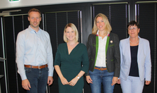 Im Bild (von links): Landrat Alex Eder, Notfall- und Krisenmanagerin Dr. Sandra Kreitner, Isabell Sittner-Zehner, Sachgebietsleiterin „Sicherheit und Ordnung“ und Doris Back, Abteilungsleiterin „Sicherheit und Ordnung, Kommunales“. Foto: Eva Büchele/Landratsamt Unterallgäu